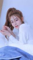 离婚后，我养了个京圈大佬做忠犬